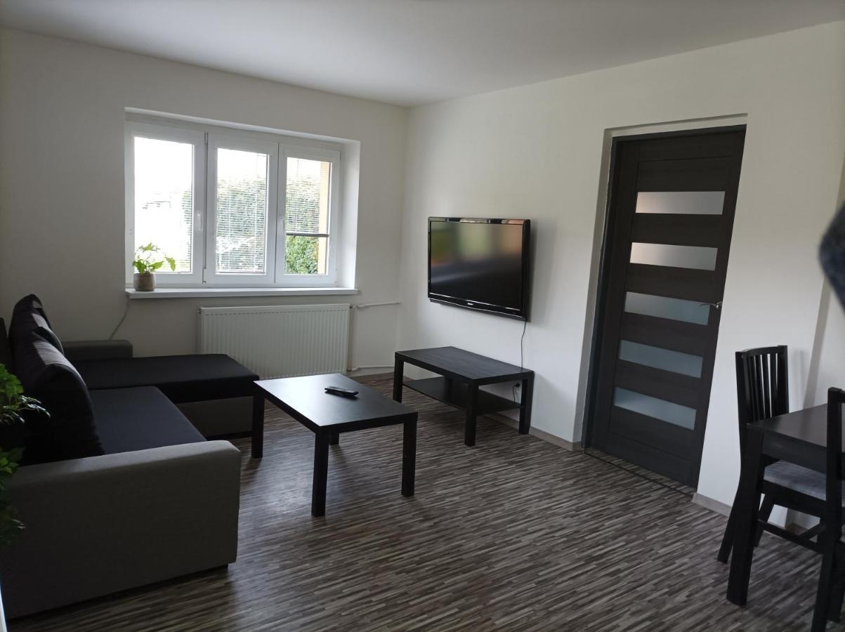 דצ'ין Apartman Vesele מראה חיצוני תמונה