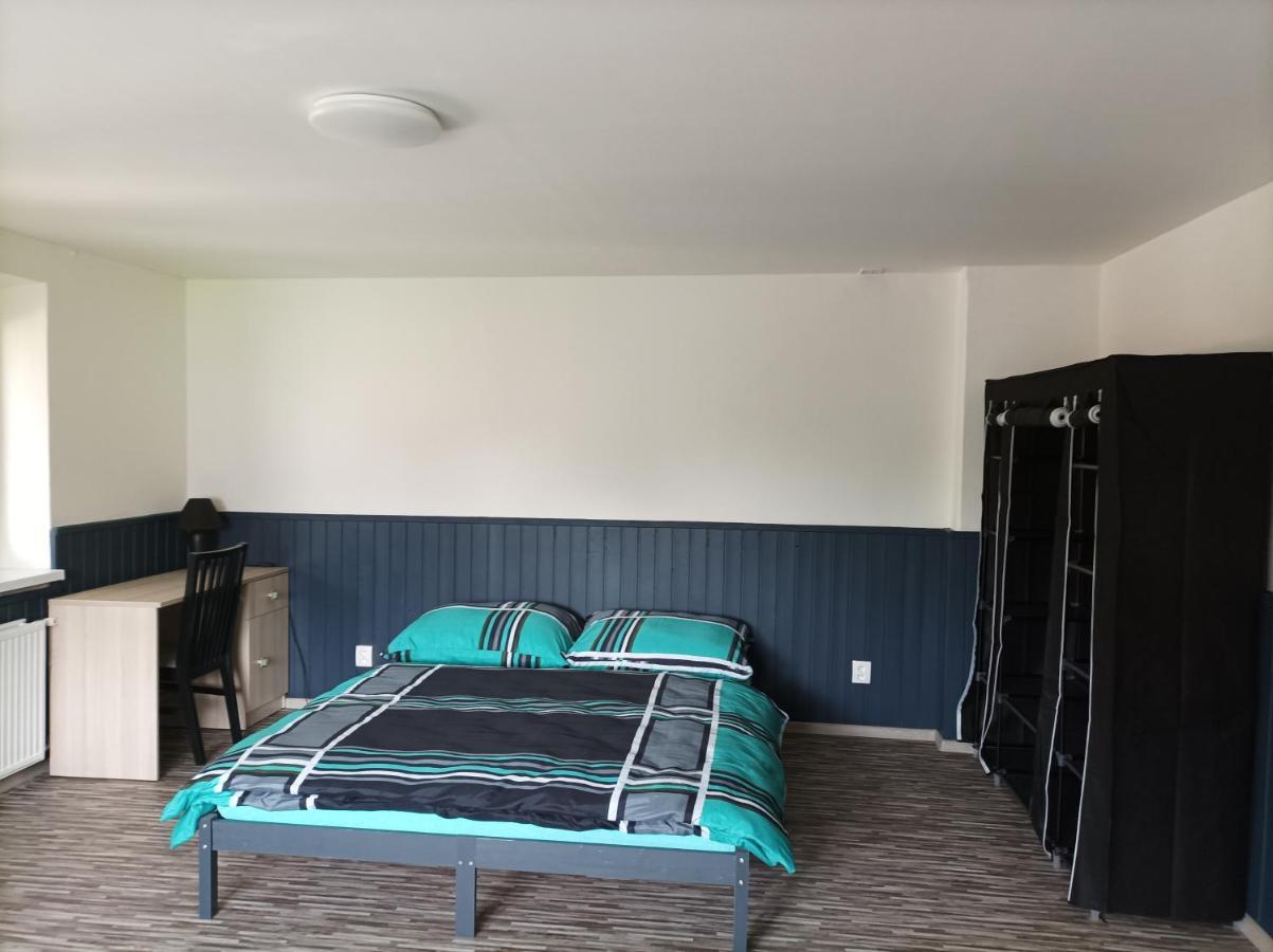דצ'ין Apartman Vesele מראה חיצוני תמונה
